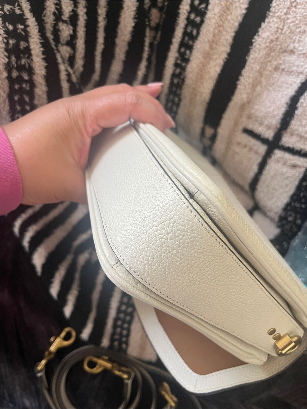 Coach Cream Leather Top-Handle Satchel with Gold Hardware - Picture 10 of 13